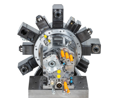 ابزارگیر تارت (turret) در دستگاه تراش به چه شکل است